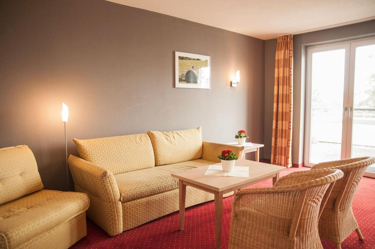 Mueritz-Strandhotel Röbel Dış mekan fotoğraf